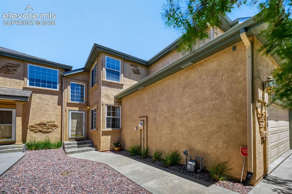 5763 Sonnet Heights Colorado Springs CO 80918