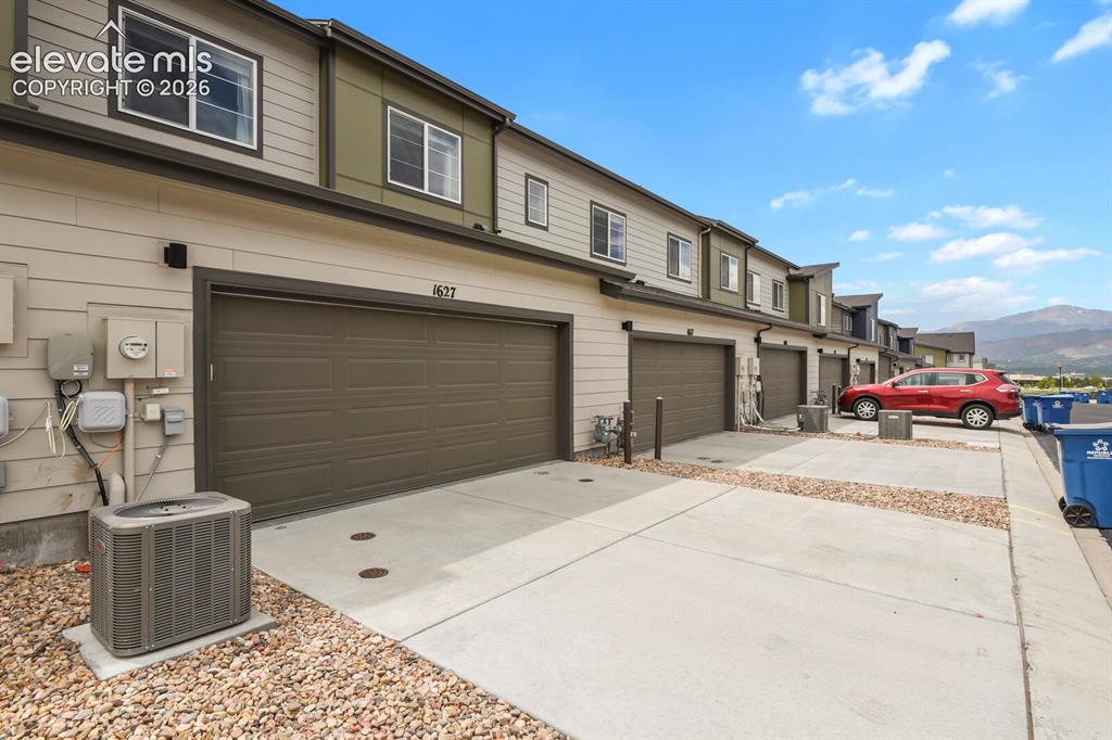 1627 Blue Sapphire View Colorado Springs CO 80908