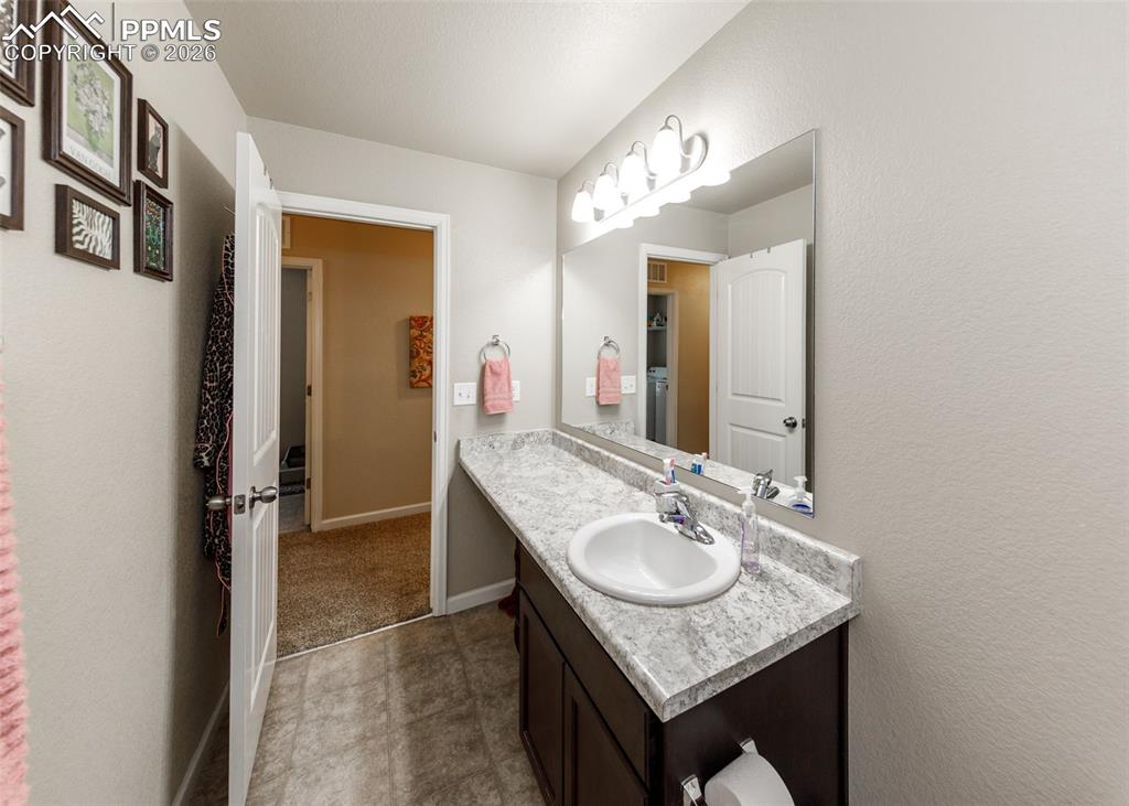 5640 Shamrock Heights Colorado Springs CO 80923
