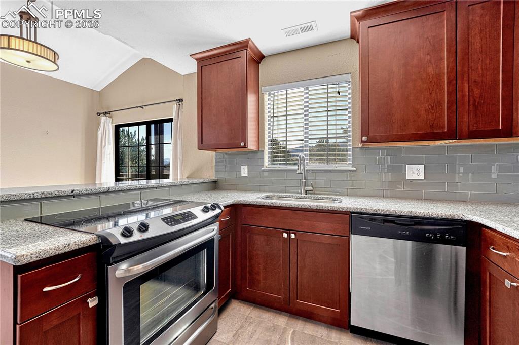 2147 Denton Grove Colorado Springs CO 80919