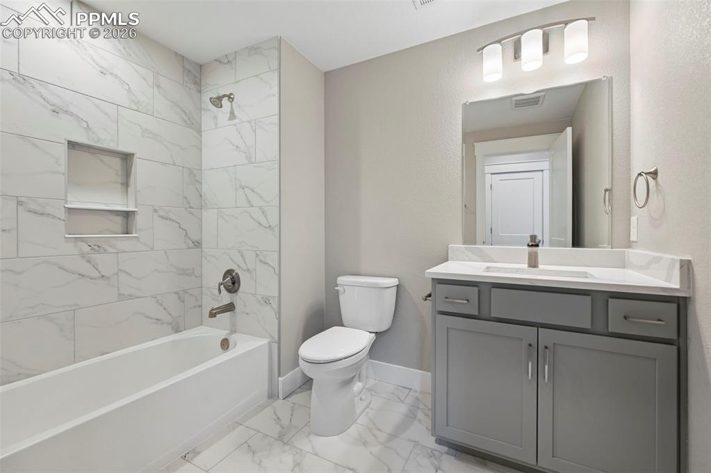 5950 Eagle Glen View Colorado Springs CO 80919