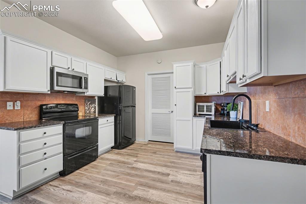 1590 Little Bear Creek Point Colorado Springs CO 80904