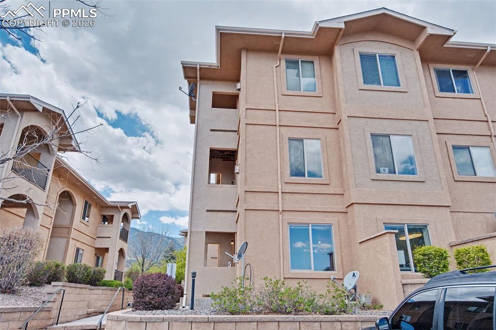1590 Little Bear Creek Point Colorado Springs CO 80904