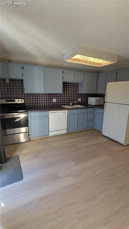 6419 Village Lane Colorado Springs CO 80918