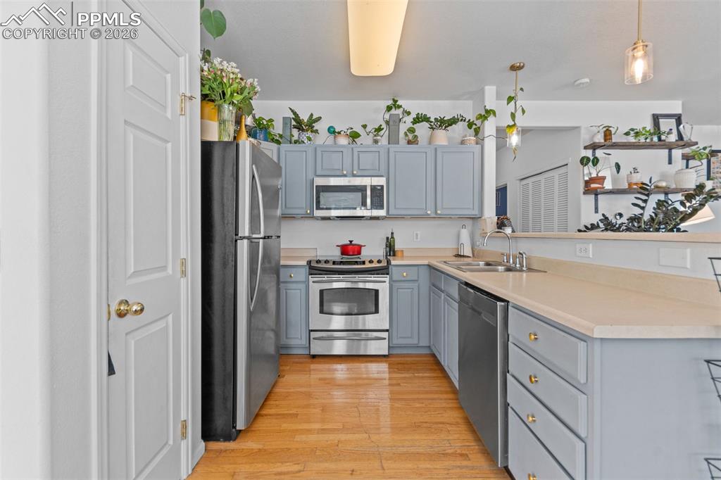 1563 Monterey Road Colorado Springs CO 08910