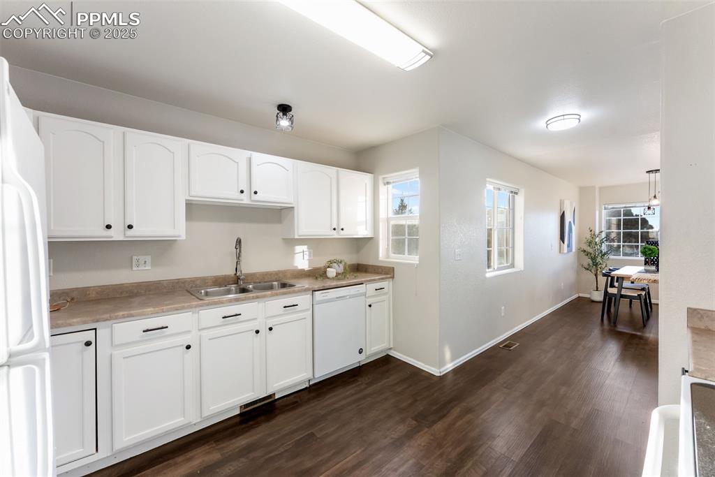 672 Cima Vista Point Colorado Springs CO 80916