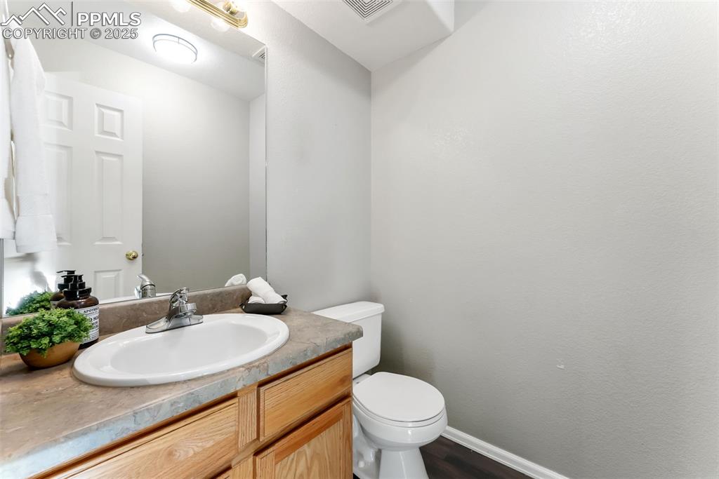 672 Cima Vista Point Colorado Springs CO 80916