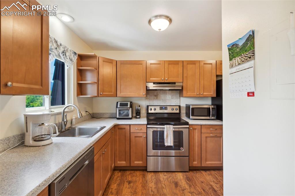 2927 Mesa Road Colorado Springs CO 80904