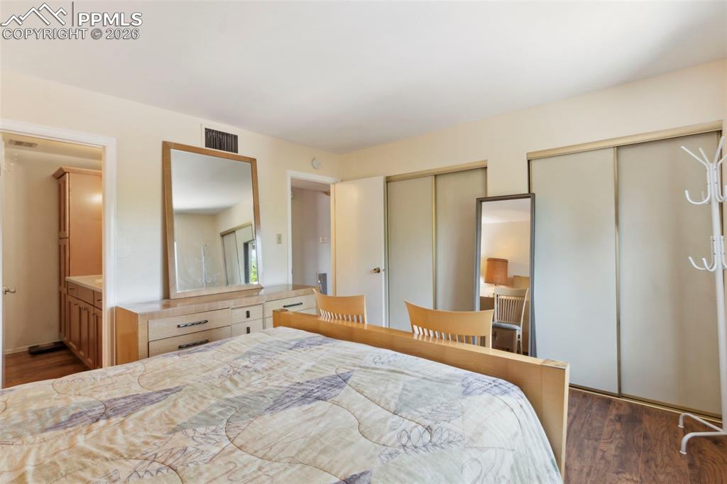2927 Mesa Road Colorado Springs CO 80904