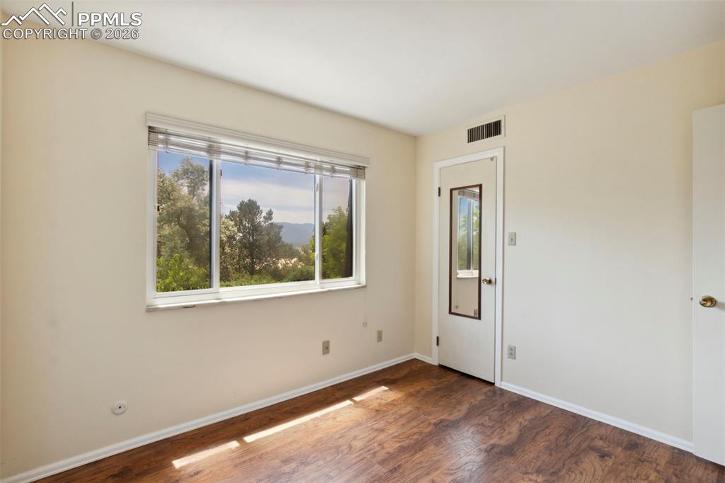 2927 Mesa Road Colorado Springs CO 80904