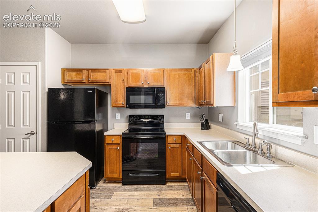 6925 Ash Creek Heights Colorado Springs CO 80922