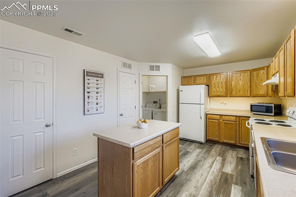 283 Ellers Grove Colorado Springs CO 80916