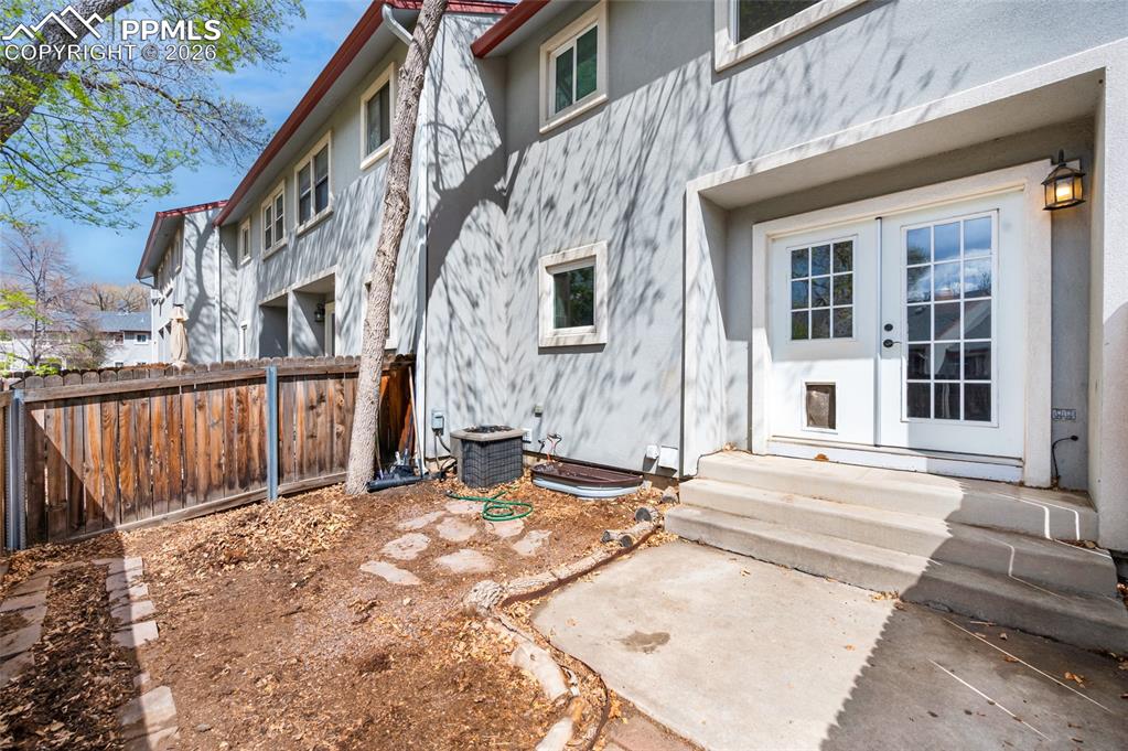 673 Shooks Lane Colorado Springs CO 80903