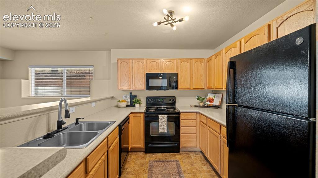 2280 E La Salle Street Colorado Springs CO 80909