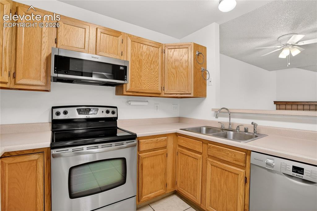6614 Bobtail Drive Colorado Springs CO 80911