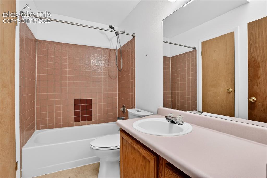6614 Bobtail Drive Colorado Springs CO 80911