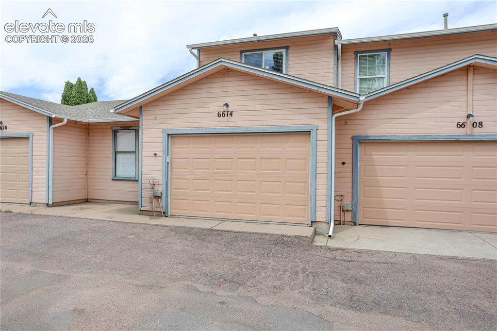 6614 Bobtail Drive Colorado Springs CO 80911