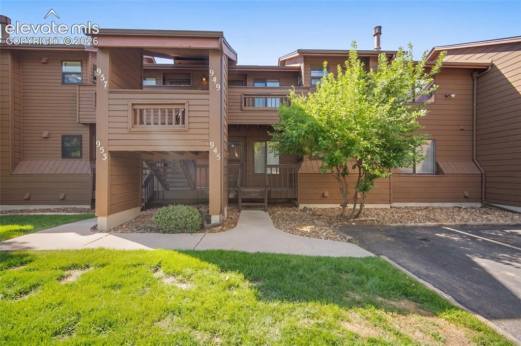 945 Moorings Drive Colorado Springs CO 80906