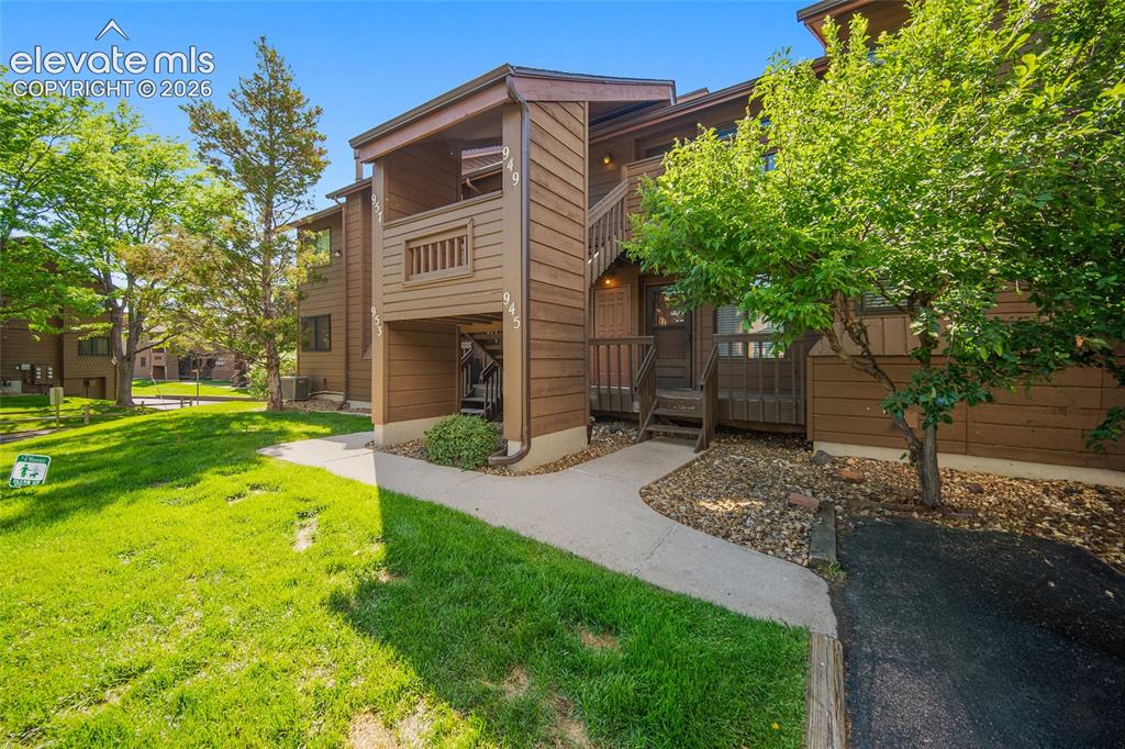 945 Moorings Drive Colorado Springs CO 80906