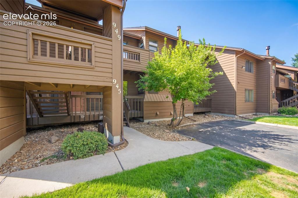 945 Moorings Drive Colorado Springs CO 80906