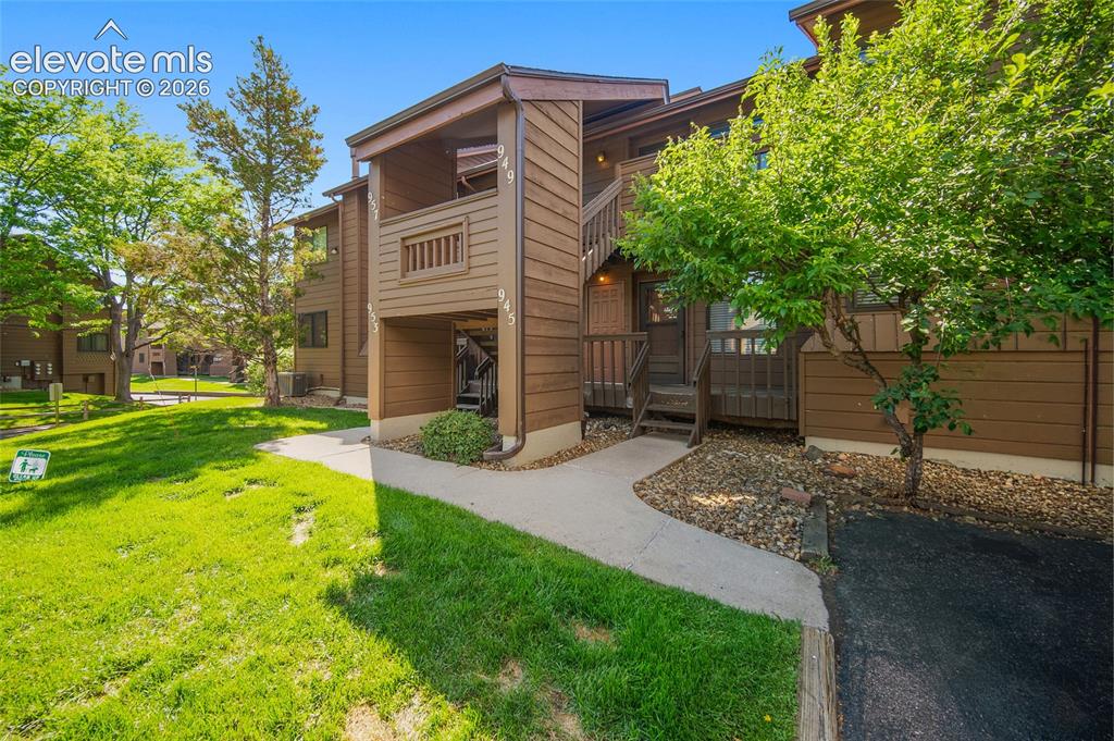 945 Moorings Drive Colorado Springs CO 80906