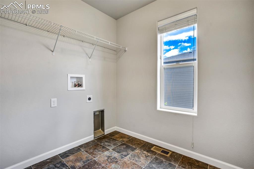 2022 Birmingham Loop Colorado Springs CO 80910