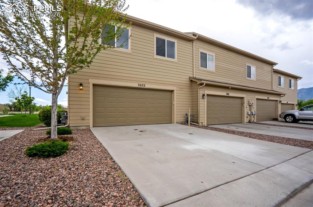2022 Birmingham Loop Colorado Springs CO 80910