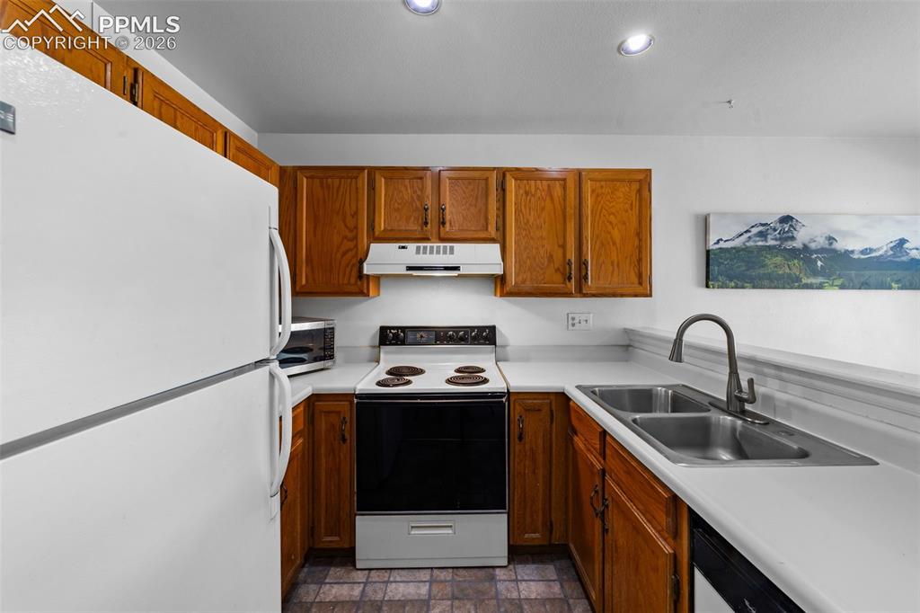 2045 Austrian Way Colorado Springs CO 80919