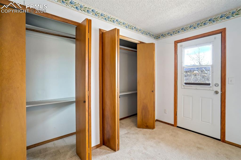 2385 Stepping Stones Way Colorado Springs CO 80904