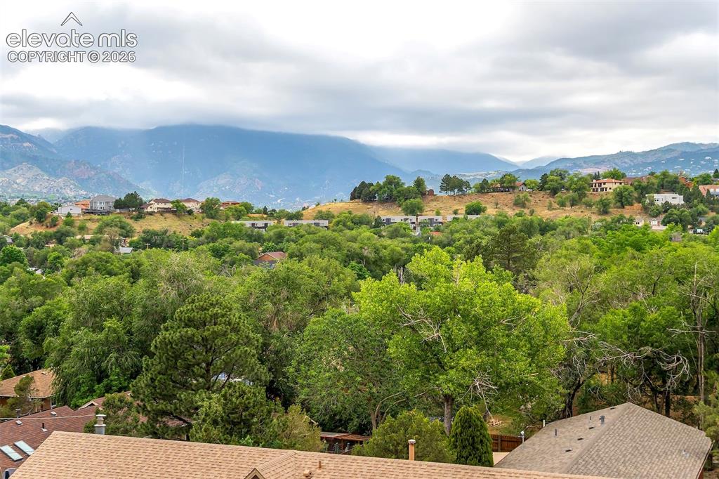 2385 Stepping Stones Way Colorado Springs CO 80904