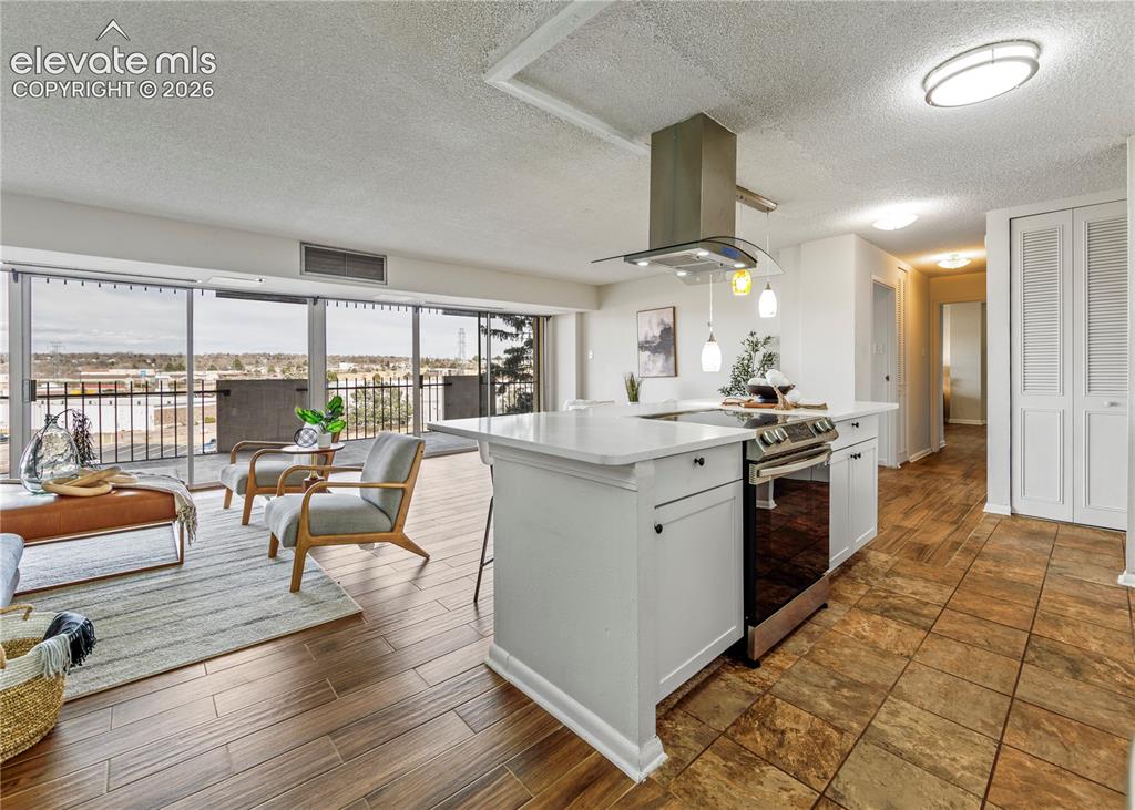 411 Lakewood Circle Colorado Springs CO 80910