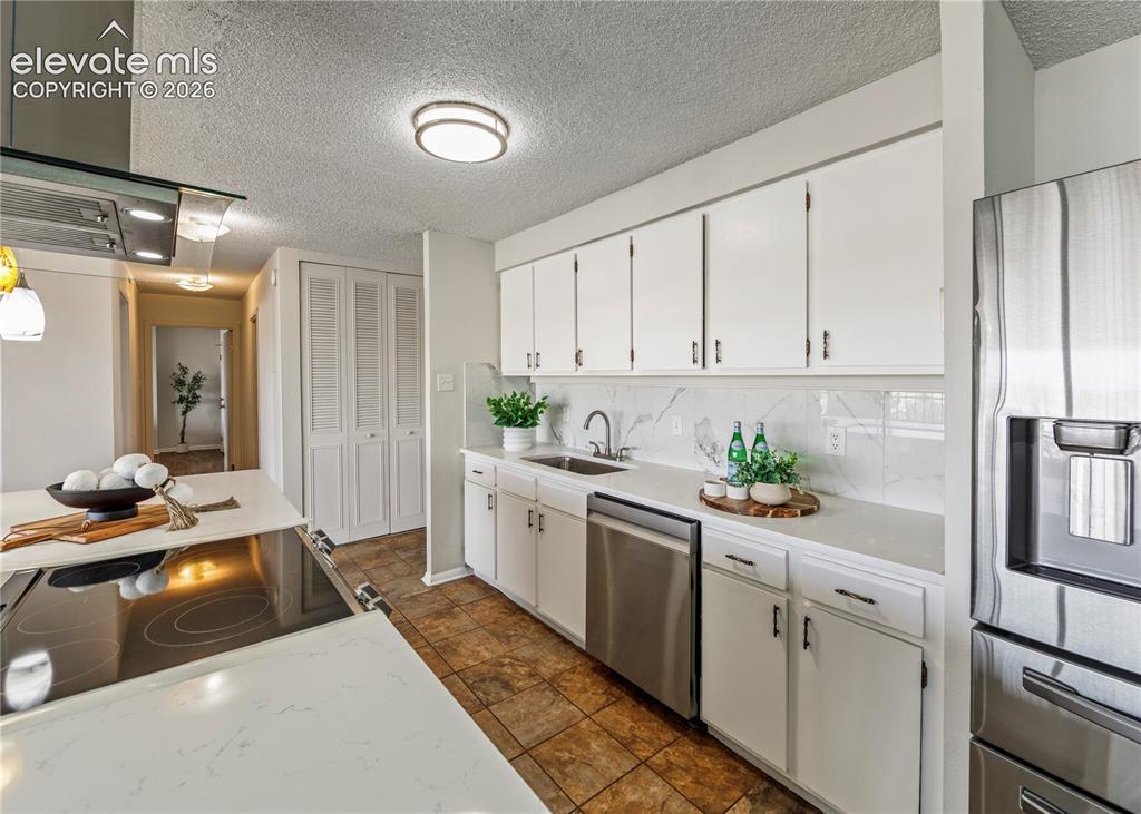 411 Lakewood Circle Colorado Springs CO 80910