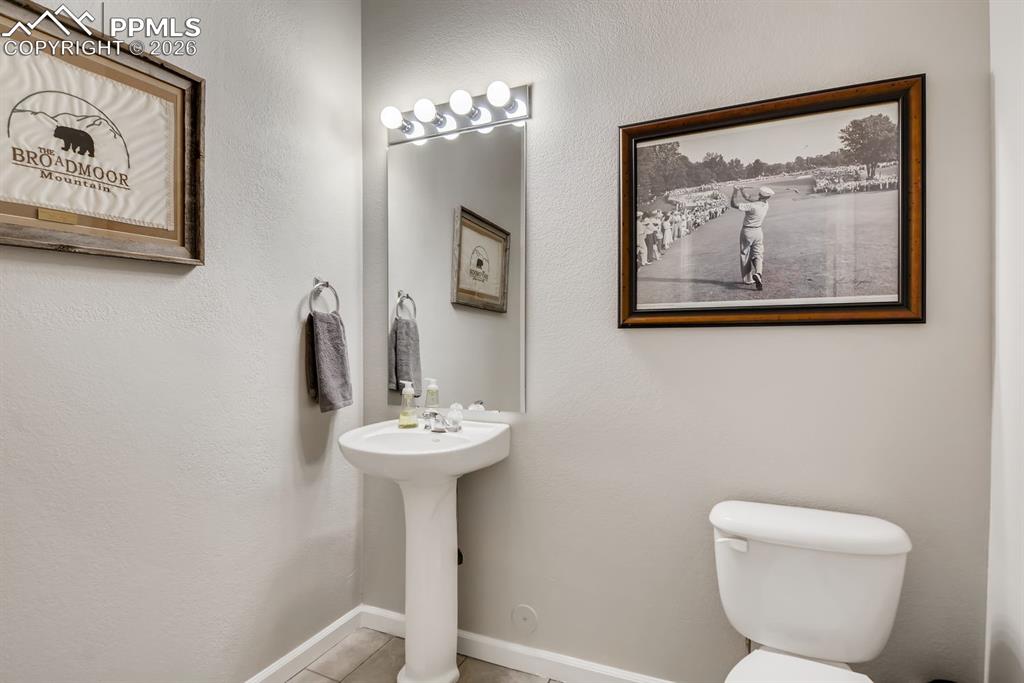 846 Victoria Ridge Point Colorado Springs CO 80903