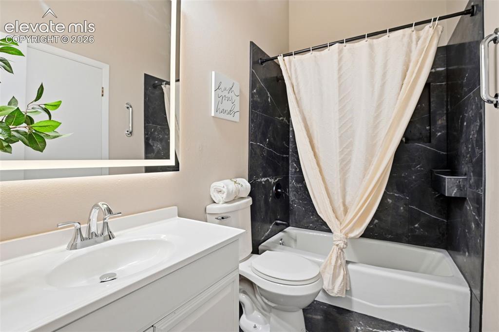 806 Pebblewood Drive Colorado Springs CO 80919