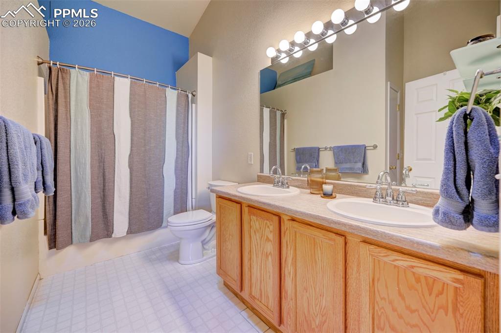 3127 Hearthridge Circle Colorado Springs CO 80918