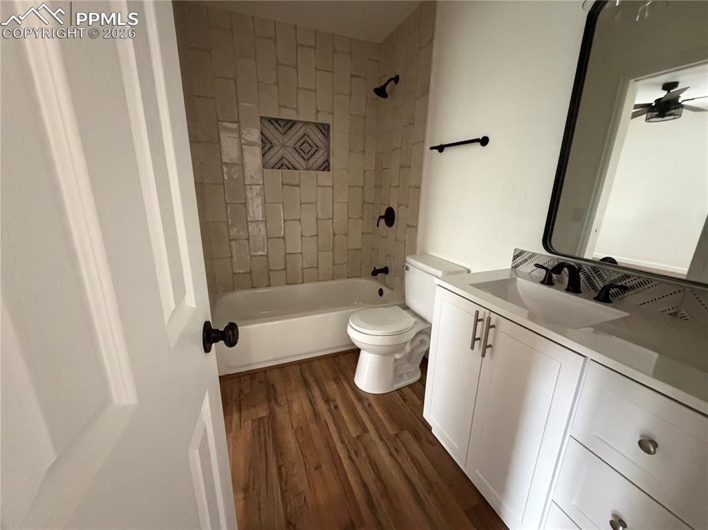 4931 Leland Point Colorado Springs CO 80916