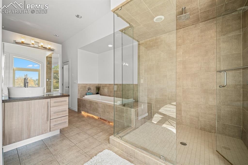 231 W Riverwalk Drive Pueblo CO 81003