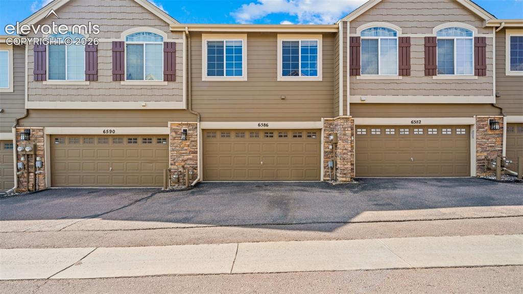 6586 Baytree Grove Colorado Springs CO 80923