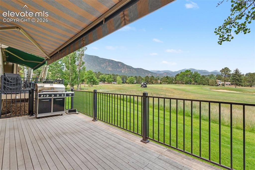 16 Woodbridge Drive Colorado Springs CO 80906