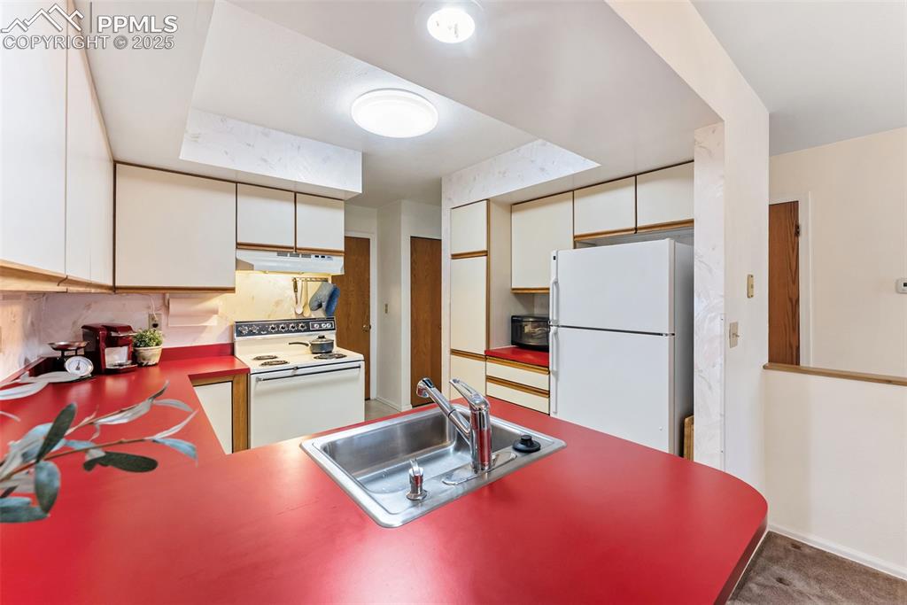 1229 Holland Park Boulevard Colorado Springs CO 80907