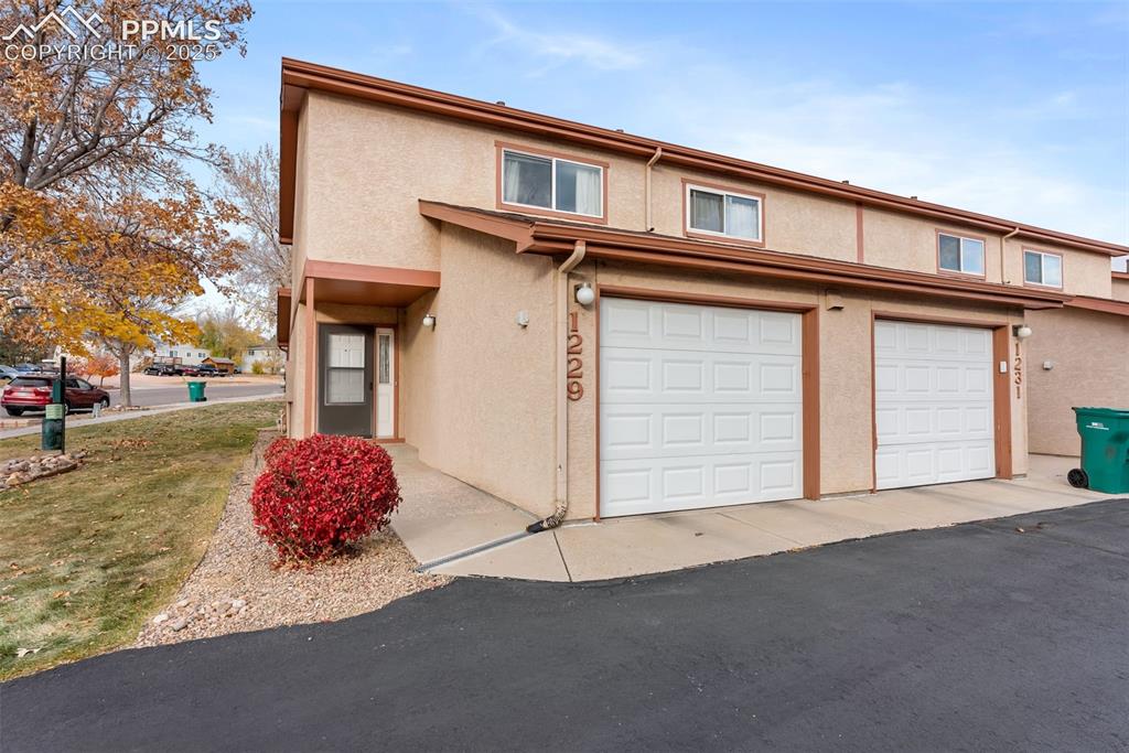 1229 Holland Park Boulevard Colorado Springs CO 80907