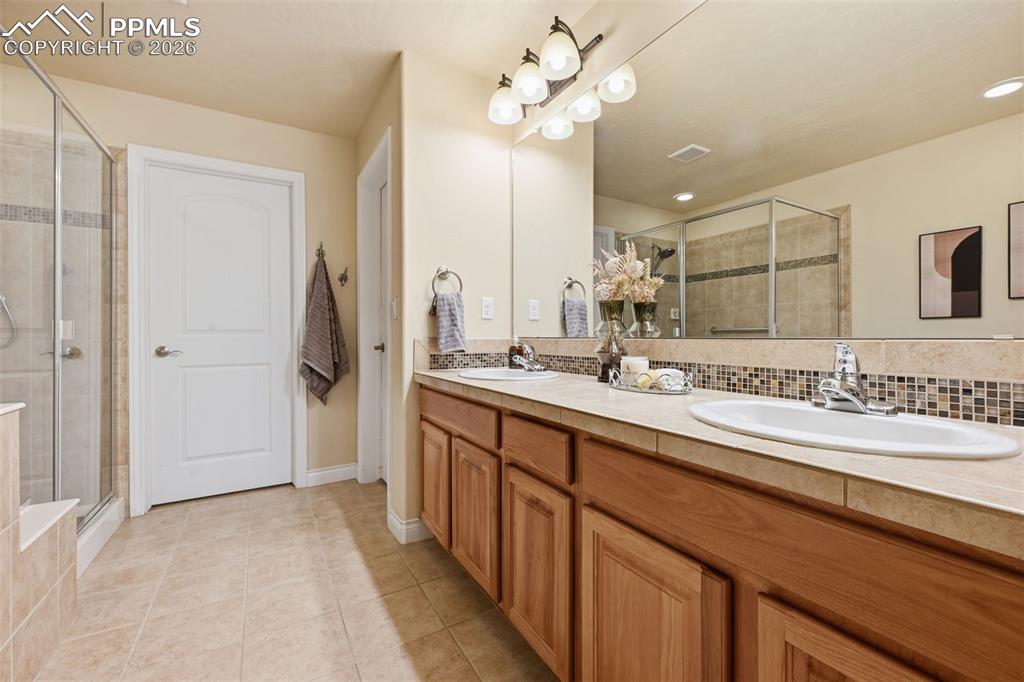 4417 Echo Court Larkspur CO 80118