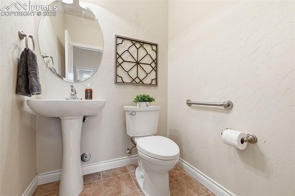4417 Echo Court Larkspur CO 80118