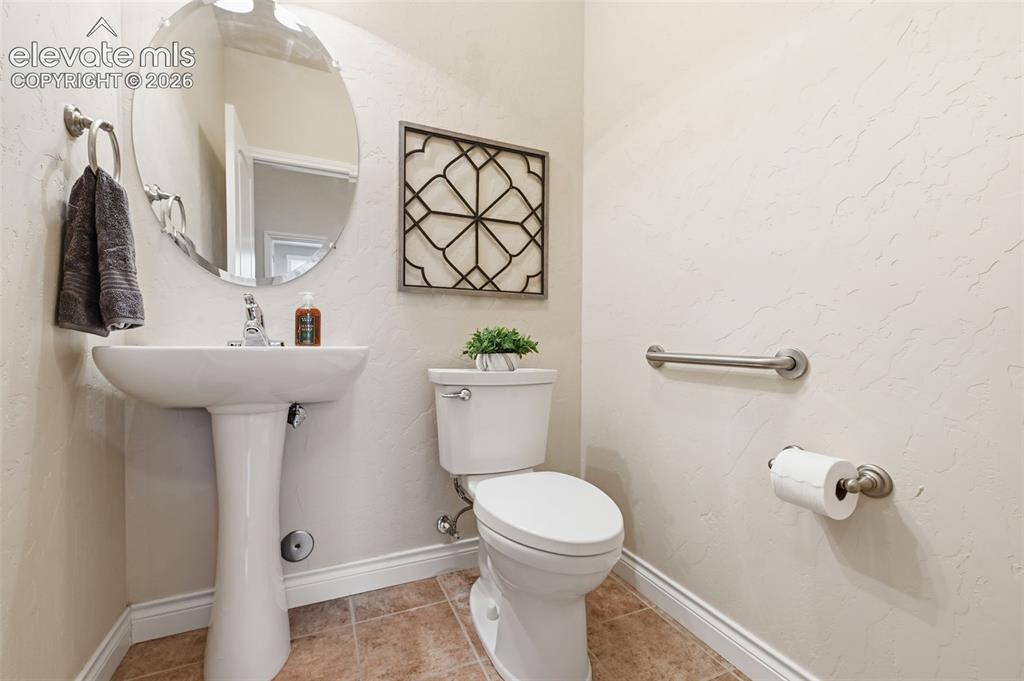 4417 Echo Court Larkspur CO 80118