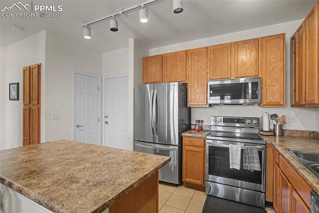 15470 Canyon Rim Drive Englewood CO 80112