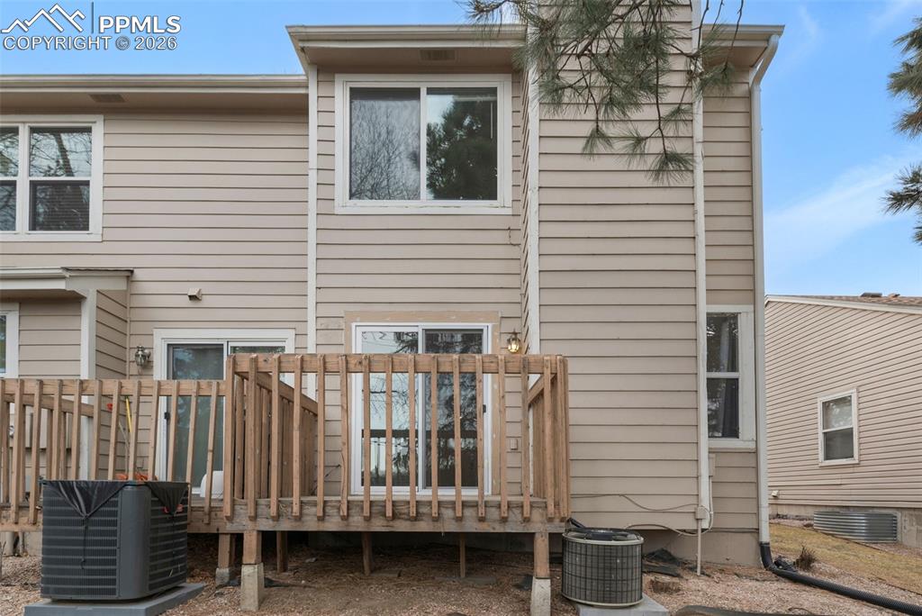 532 Shady Crest Circle Colorado Springs CO 80916