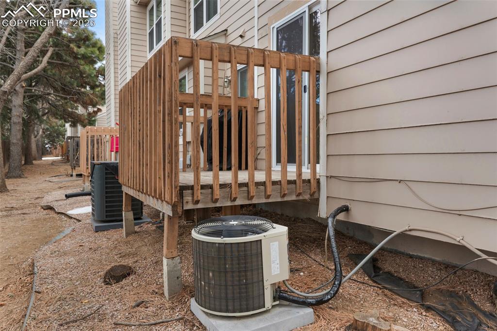 532 Shady Crest Circle Colorado Springs CO 80916