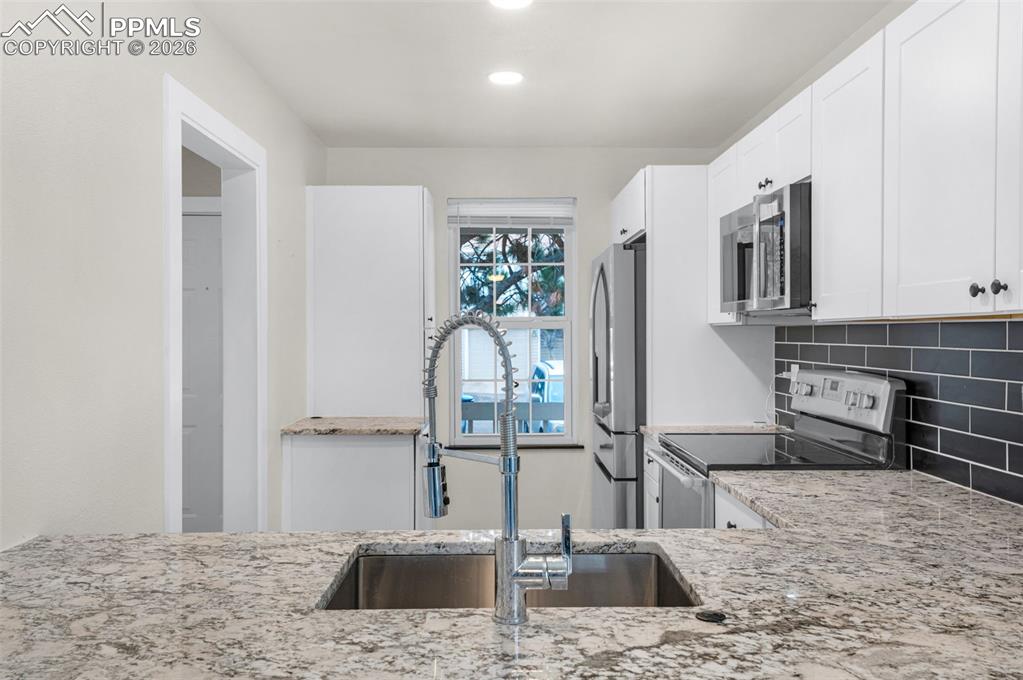 532 Shady Crest Circle Colorado Springs CO 80916