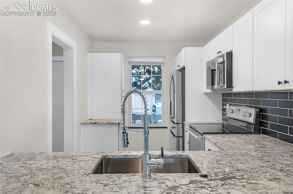 532 Shady Crest Circle Colorado Springs CO 80916