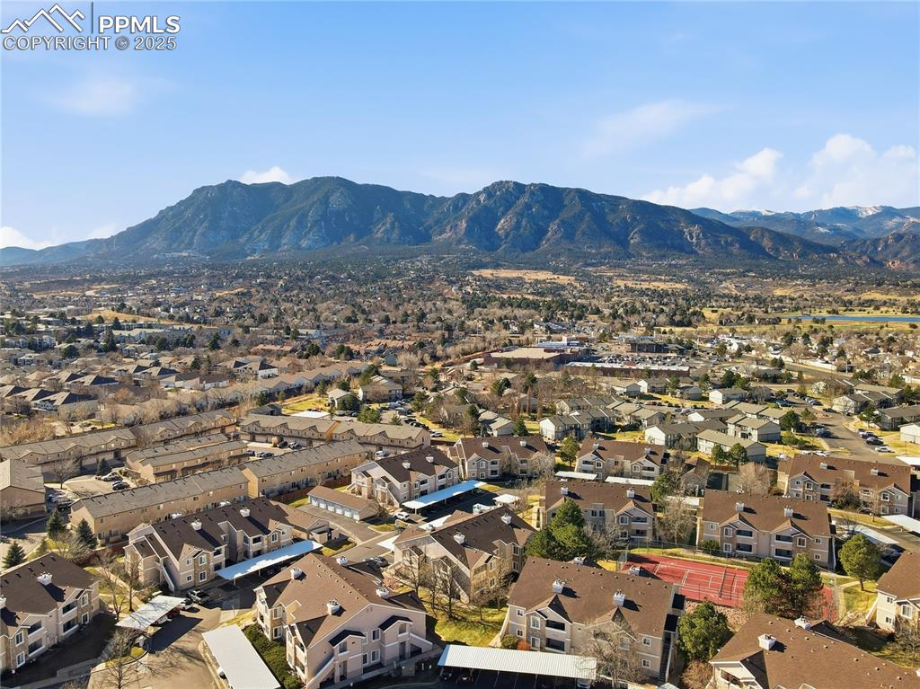3710 Strawberry Field Grove Colorado Springs CO 80906